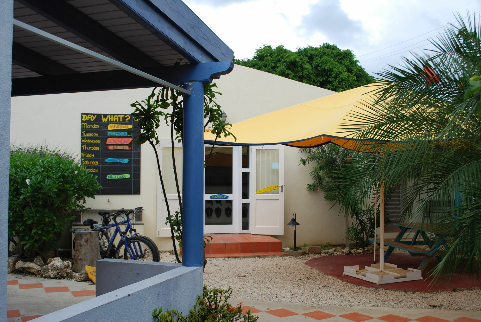 Aparthotel Caribbean Club Bonaire Esterno foto